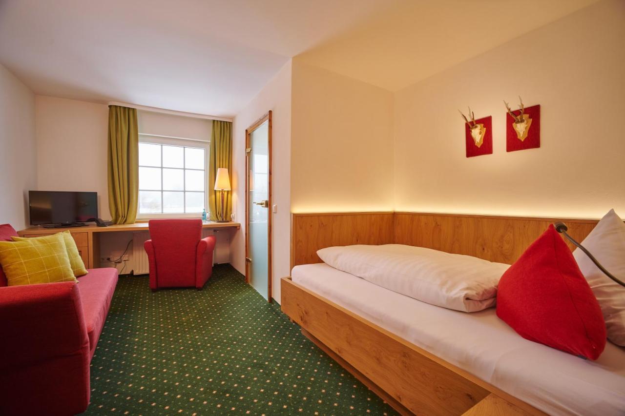 Hotel Waldhaus Foeckinghausen Bestwig Exterior foto