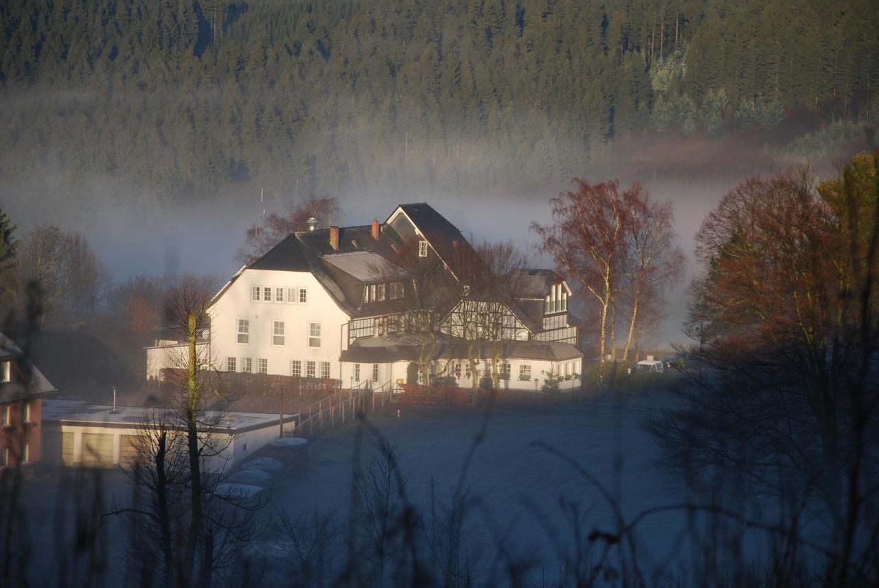 Hotel Waldhaus Foeckinghausen Bestwig Exterior foto